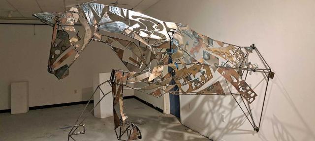 Metal horse sculpture