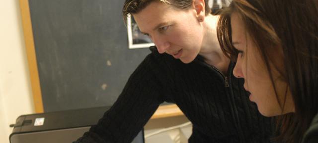 Hampshire College Professor of Developmental Cognitive Neuroscience Jane Couperus Hampshire College Professor of Developmental Cognitive Neuroscience Jane Couperus