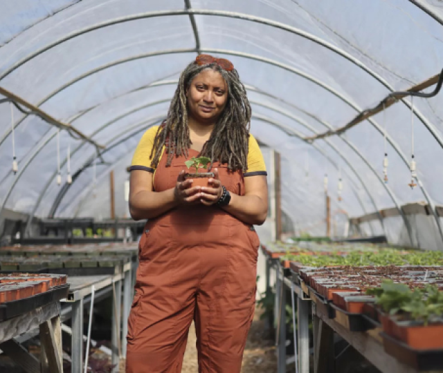 Doria Robinson for the LA Times in a greenhouse.